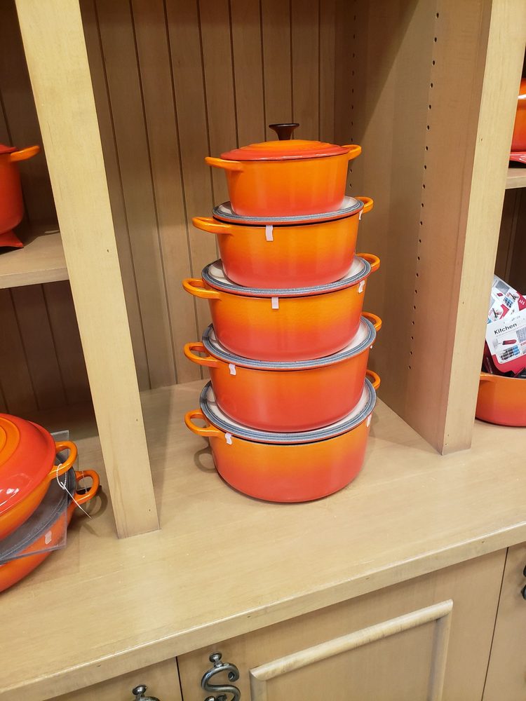 LE CREUSET OUTLET STORE 27 Photos & 23 Reviews 10600 Quil Ceda Blvd