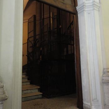 New Morpheus Rooms - The elevator - Hotels Near Me - Rome, RM