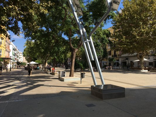Passeig de Vara de Rey by null