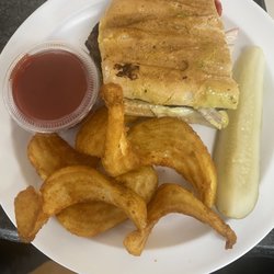 XII Stones Coffee - Definitely try the sidewinders (curly thick fries)!!