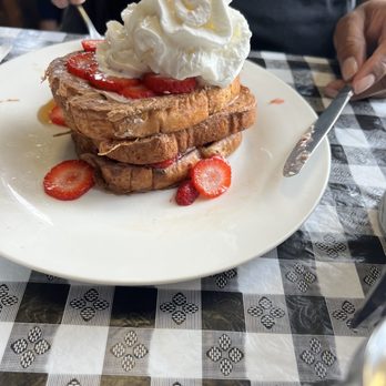 On The Right Track - Stuffed French Toast - Coffee & Tea Near Me - Glenside, Pennsylvania