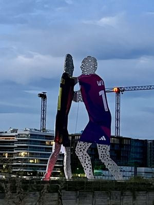 Molecule Man by null