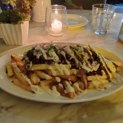 Green Bar - Gyro fries