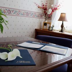 Tylunas Funeral Home