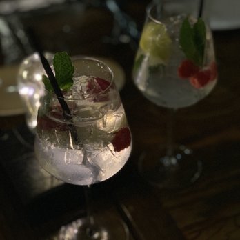 Grotto Downtown - Signature gin and tonic - Italian Near Me - Houston, Texas
