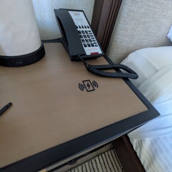 Maui Coast Hotel - Charging pads on the nightstands - Hotels Near Me - Kihei, Hawaii Maui Coast Hotel - Charging pads on the nightstands - Hotels Near Me - Kihei, Hawaii