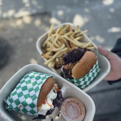 Maillards Smash Burgers - Burger