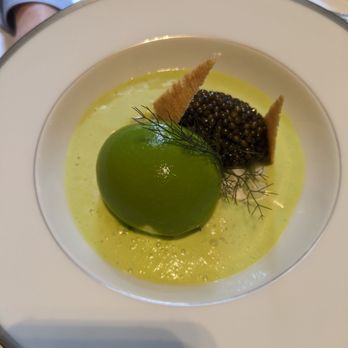 L'Ambroisie - Egg with caviar and cucumber - French Near Me - Paris, 75