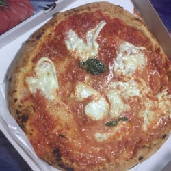 Pizzazzà - Pizza bufalina