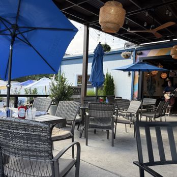 Charlys Waterfront - Outdoor seating + live music - Burgers Near Me - Essex, Maryland