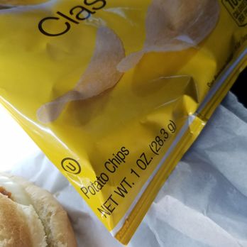 Mikeska Barbeque - You get your choice of potato chips, or potato chips, or you could get potato chips - Barbeque Near Me - El Campo, Texas