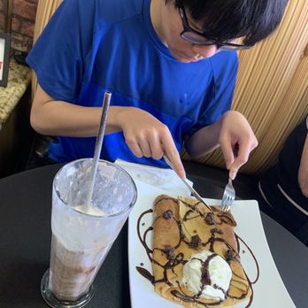 The Chocolate Bar- Highland - Brownie Crepe - Creperies Near Me - Highland, California