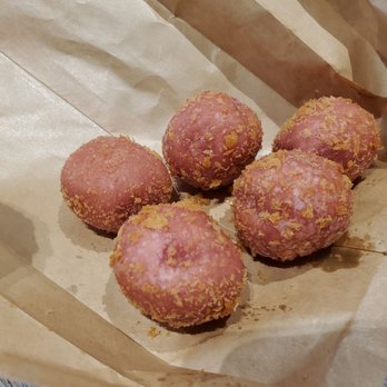 bb.q Chicken Kahala - Close up of my Sweet Potato Cheese Balls. You get (5) for $5.99. - Chicken Wings Near Me - Honolulu, Hawaii