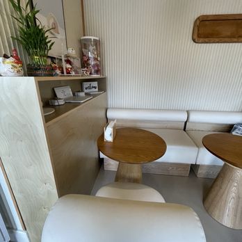 Temp & Time - Interior - Desserts Near Me - Menlo Park, California
