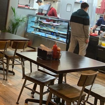 Alaeddin's Pizza - Interior - Pizza Near Me - Clifton, New Jersey