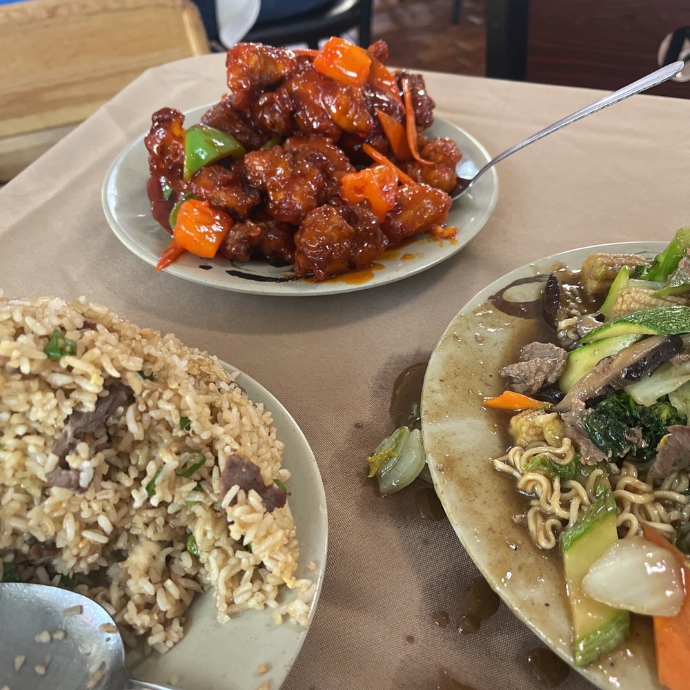 Best Chinese food I have ever had! Highly recommend! Place is incredible! Great service! Great prices! Food tastes amazing! Best Chinese food I have ever had! Highly recommend! Place is incredible! Great service! Great prices! Food tastes amazing!