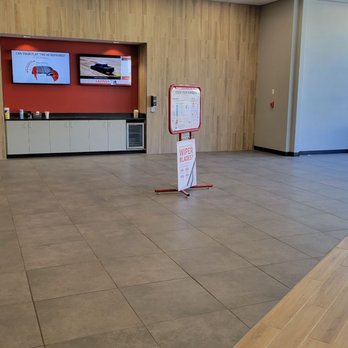 Discount Tire - Lobby,  waiting area - Tires Near Me - Hoover, Alabama