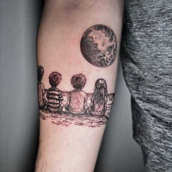 Legendary Tattoos - An ode to Noah Kahan's Orbiter. "I'm an astronaut, you're the moon." - Tattoo Near Me - Las Vegas, Nevada Legendary Tattoos - An ode to Noah Kahan's Orbiter. "I'm an astronaut, you're the moon." - Tattoo Near Me - Las Vegas, Nevada