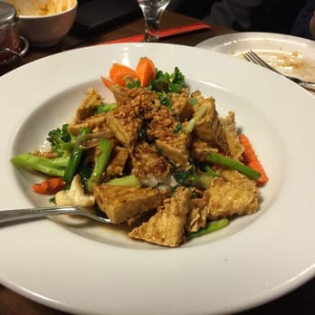 Siamese Basil Thai Restaurant - Garlic tofu - Thai Near Me - Norcross, Georgia Siamese Basil Thai Restaurant - Garlic tofu - Thai Near Me - Norcross, Georgia