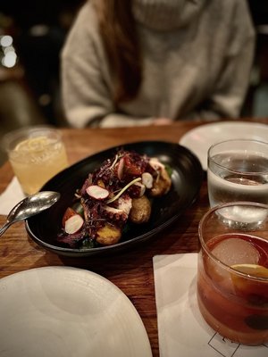 Local Kitchen & Wine Bar by null