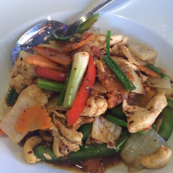 Thailusion - Chicken Cashew - Thai Near Me - Los Alamitos, California
