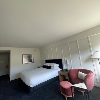 Kimpton Alton Hotel - Bedroom - Hotels Near Me - San Francisco, California