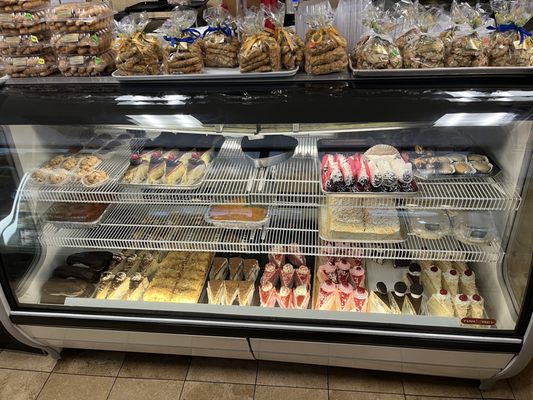 Zukerino Pastry Shop by null