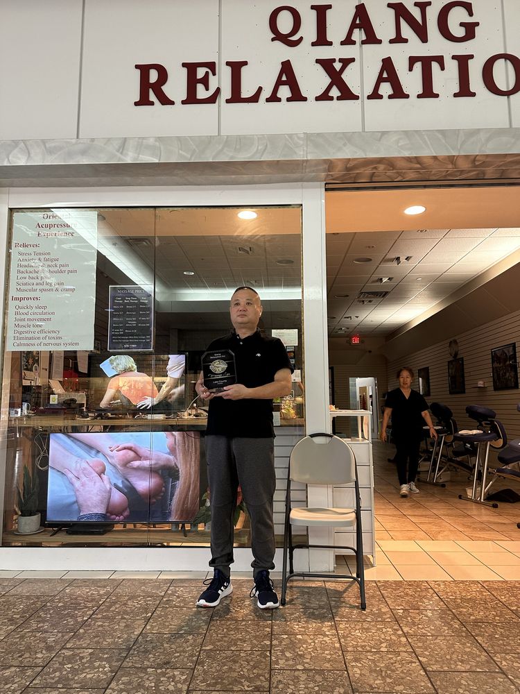 QIANG RELAXATION Logo