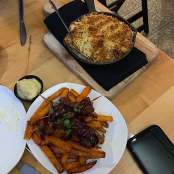 Firefly Restaurant - Macaroni and cheese & steak bites - Tapas/Small Plates Near Me - Traverse City, Michigan
