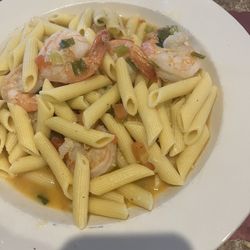 Bacci's Restaurant - Shrimp scampi!