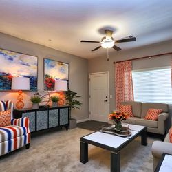 MorningStar Senior Living at Golden Ridge - Living Room