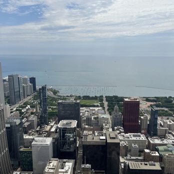 Willis Tower - Landmarks & Historical Buildings Near Me - Chicago, Illinois Willis Tower - Landmarks & Historical Buildings Near Me - Chicago, Illinois