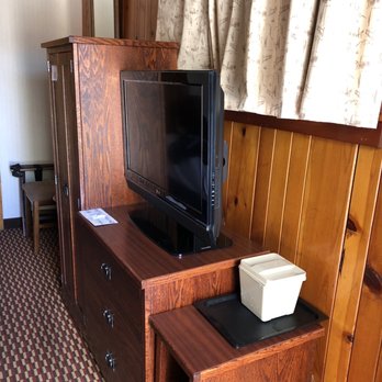 Buffalo Bill Village - Furnishings - Hotels Near Me - Cody, Wyoming Buffalo Bill Village - Furnishings - Hotels Near Me - Cody, Wyoming