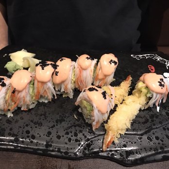 Fusha Asian Bistro - Pink and Balck roll - Asian Fusion Near Me - Metuchen, New Jersey