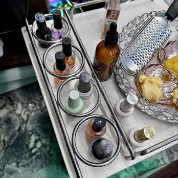 Desire Nails & Spa - Nail cart area was clean - Nail Salons Near Me - Portland, Oregon
