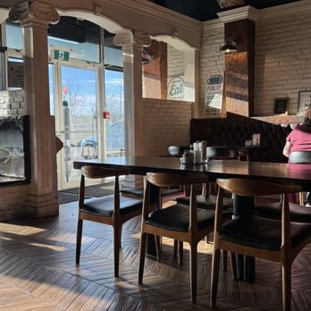 Delphi Brunch Cafe - Breakfast & Brunch Near Me - Langley, British Columbia