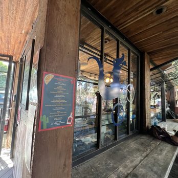 10 Speed Coffee-Calabasas - Coffee & Tea Near Me - Calabasas, California 10 Speed Coffee-Calabasas - Coffee & Tea Near Me - Calabasas, California