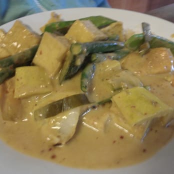 Thai Grille - tofu with coconut curry and vegetables, spicy - Thai Near Me - Westerville, Ohio