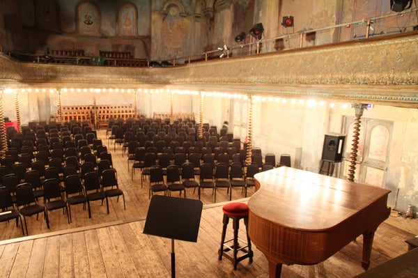 Wilton's Music Hall by null