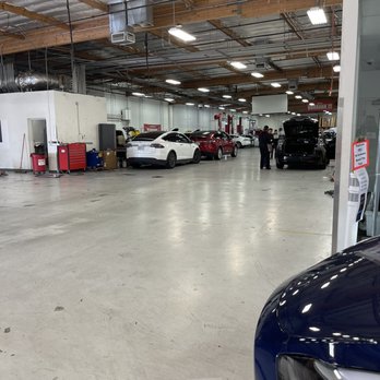 Tesla Service Burbank - Waiting to get checked in. - Auto Parts & Supplies Near Me - Burbank, California Tesla Service Burbank - Waiting to get checked in. - Auto Parts & Supplies Near Me - Burbank, California