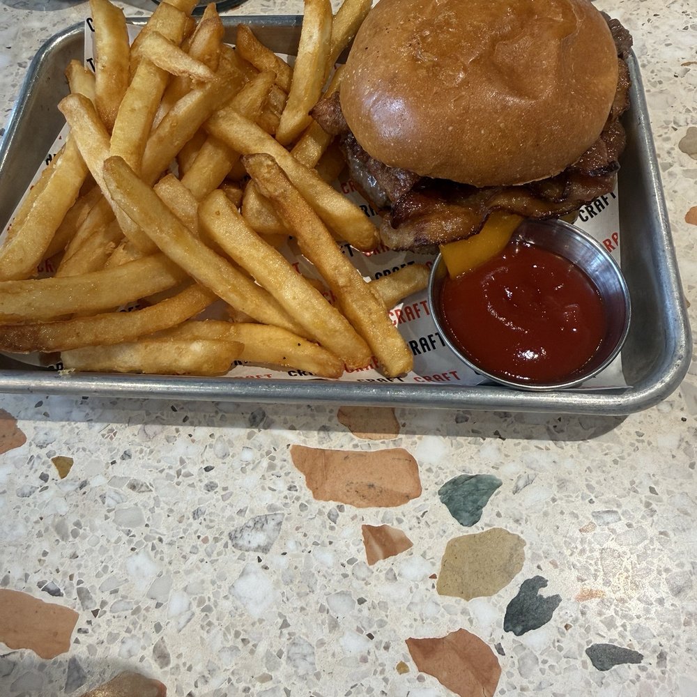 BACON CHEESE BURGER