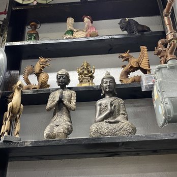 Urban Jungle - Used, Vintage & Consignment Near Me - Brooklyn, New York