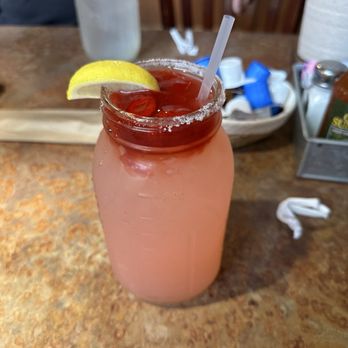 Huckleberry's Breakfast & Lunch - Strawberry Lemonade - American Near Me - San Jose, California
