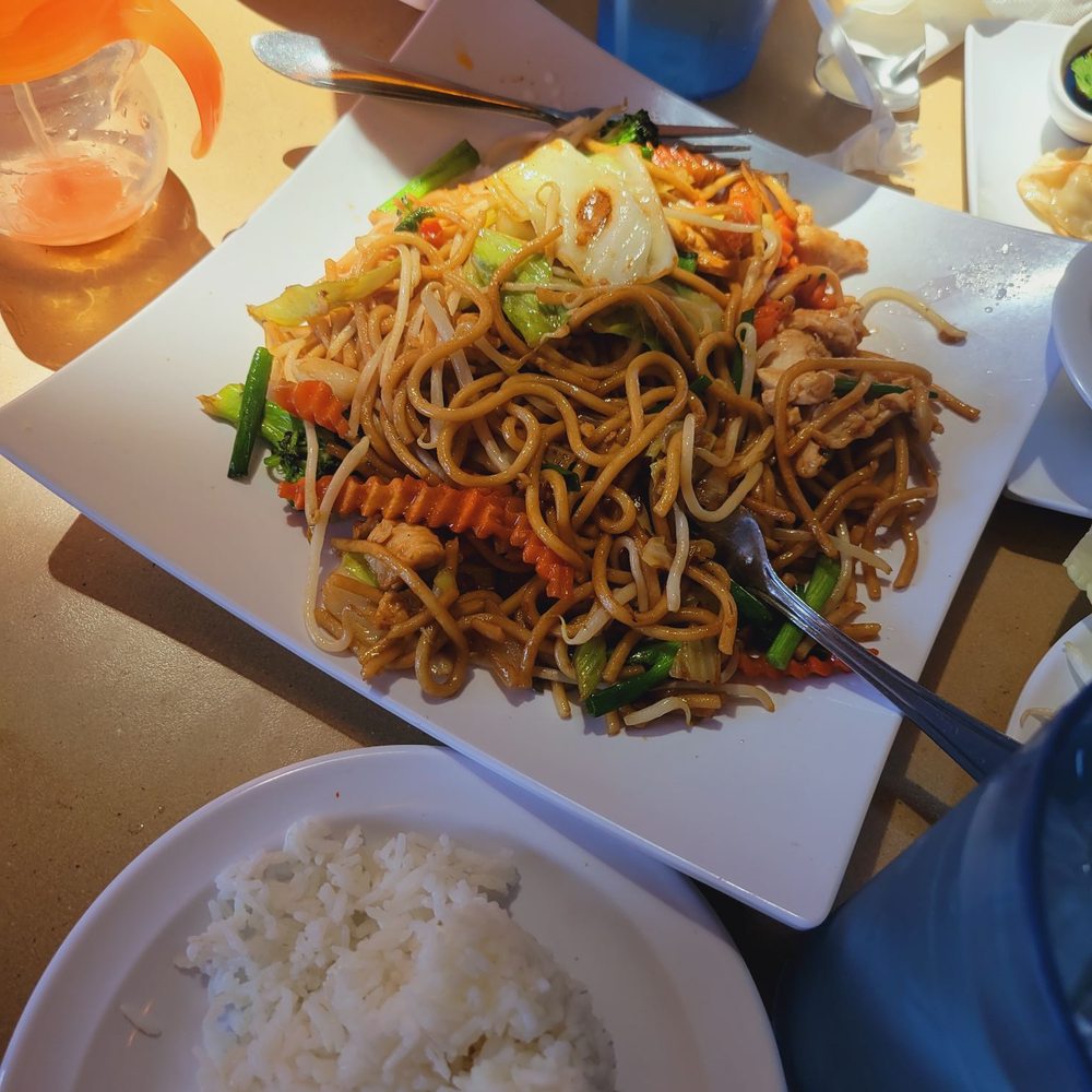Coconut Cafe - Chowmien and a side of steamed rice. - Laotian Near Me - Merced, California