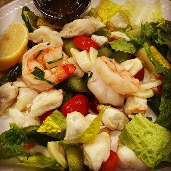 Mangia E Bevi - Crabmeat and shrimp salad - Italian Near Me - Frederick, Maryland
