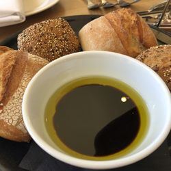 Angelo's on the Bay - Bread