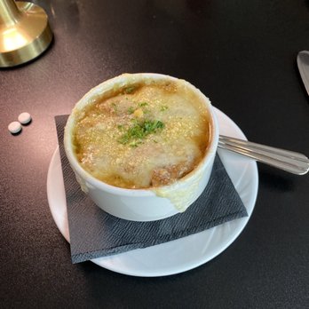 Hugo’s - French onion soup - New American Near Me - Glenwood Springs, Colorado Hugo’s - French onion soup - New American Near Me - Glenwood Springs, Colorado