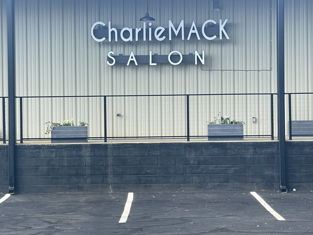 CHARLIE MACK SALONS Updated September 2024 19 Photos 1722 N Lake