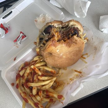 The Cuban Spot - Great Cuban burger, fries were okay - Food Trucks Near Me The Cuban Spot - Great Cuban burger, fries were okay - Food Trucks Near Me