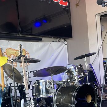 RC's Watering Hole - Good band - Sports Bars Near Me - Foothill Ranch, California RC's Watering Hole - Good band - Sports Bars Near Me - Foothill Ranch, California